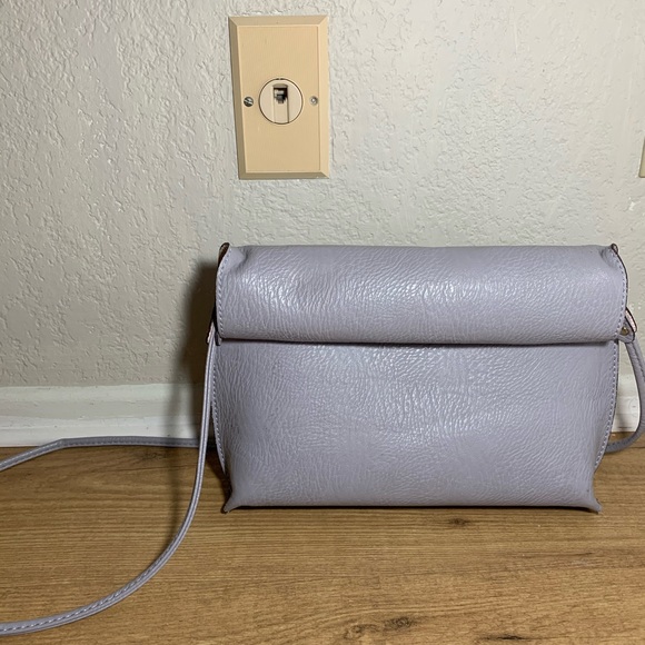 Lavender long strap purse - Picture 3 of 3